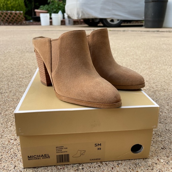 Michael Kors ‘Braden’ Mule Booties - Picture 1 of 5